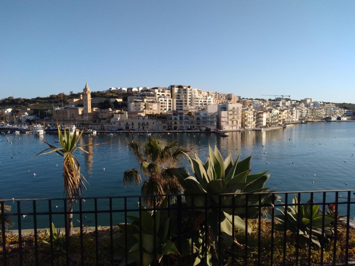 Seafront Akwador Hotel Marsaskala Buitenkant foto